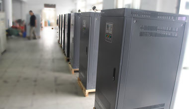 單相全自動大功率補償式電力穩(wěn)壓器