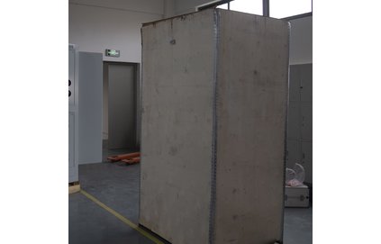 三相大功率數(shù)控?zé)o觸點穩(wěn)壓器